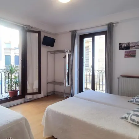 بيت ضيافة Gurtxu By Sun Sebastian سان سيباستيان