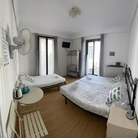 Gurtxu By Sun Sebastian بيت ضيافة